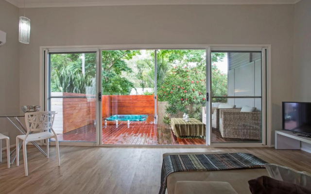 Beach Cottage on Cassia Avenue, Central Coolum Beach – Balcony – Coolum Beach
