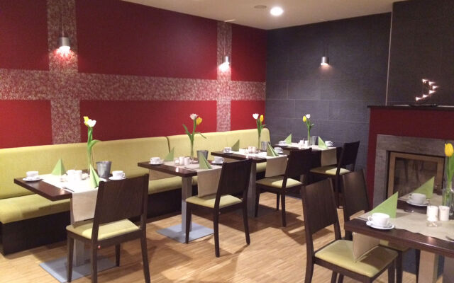 HOLI City Apart Hotel Berlin