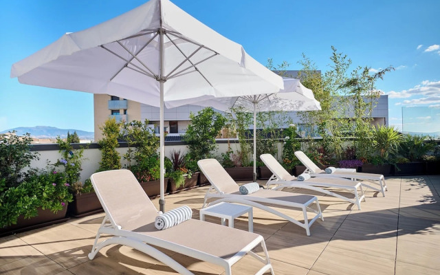Apartamentos Luna Suites Granada