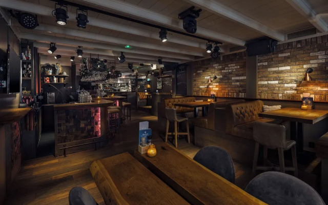 Westcord Hotel De Wadden