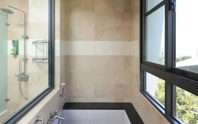 Five mountains and Three Water B&B