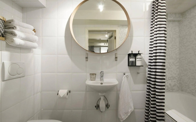 CoHo Suites