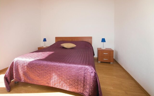 Beautiful Home in Grscica With Wifi and 2 Bedrooms