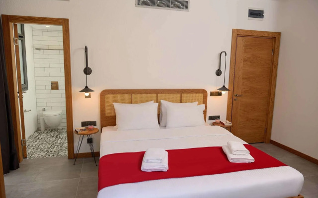 Yerli Otel Alacati