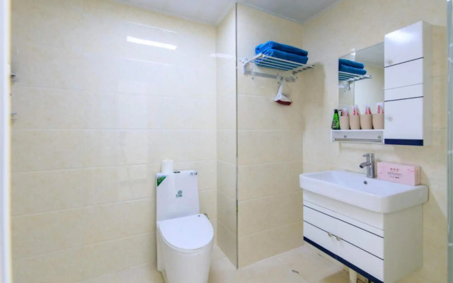 Baoding Lianchi·Baoding East Station· Locals Apartment 00163450