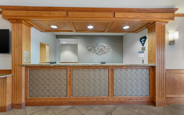 Best Western Plus Capital Inn