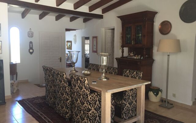 House With 2 Bedrooms in Calp, With Wonderful sea View, Private Pool,
