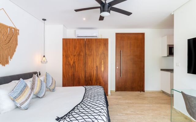 Panoramic By Alegria Rentals and Sandy Powerful