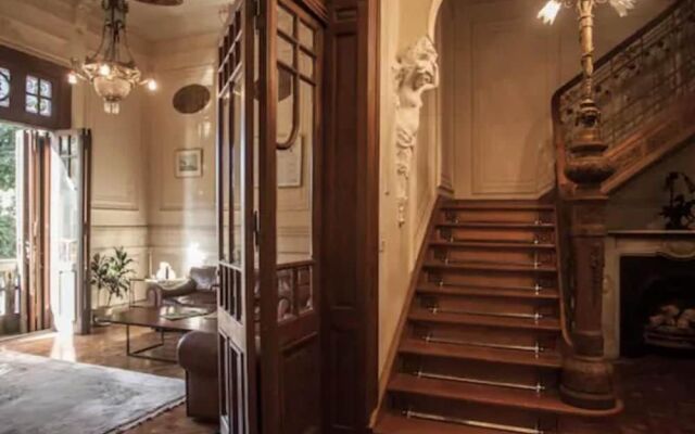 Charming Service Quarters In Mansion In San Telmo