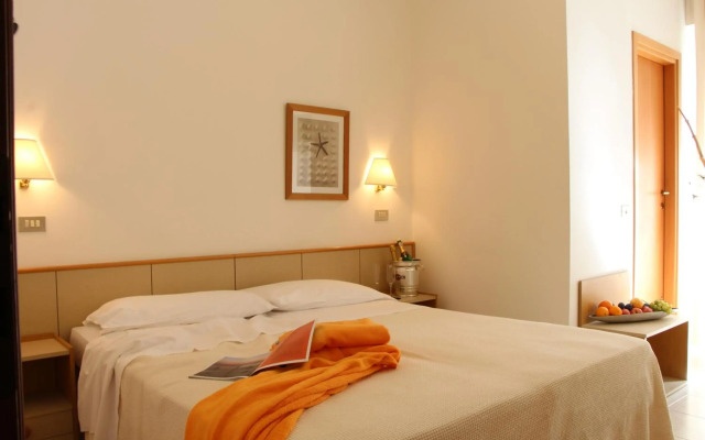 Hotel Antares