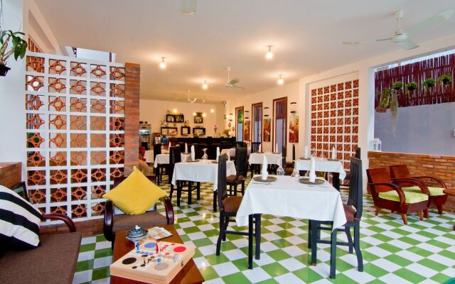 Vid Angkor Boutique