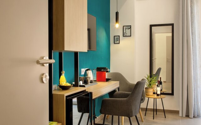 Mare Fuori Rooms