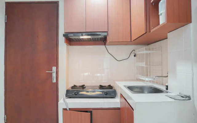 Comfortable And Combined 3Br At City Park Apartment