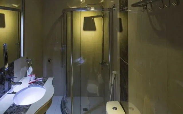 La Fontaine Royal Hotel