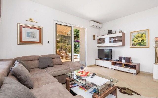 Amazing Home in Bregi With Sauna, Wifi and 4 Bedrooms