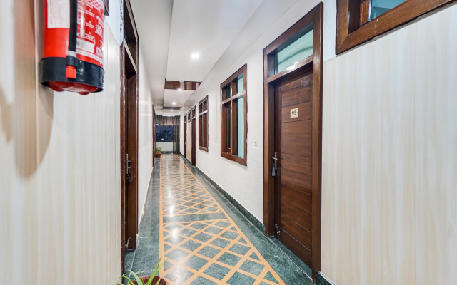 Super Townhouse Selaqui Chakrata Road