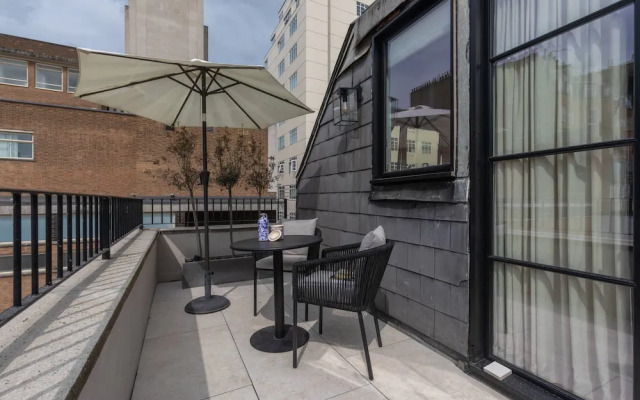 Princes Gate Mews III by Onefinestay