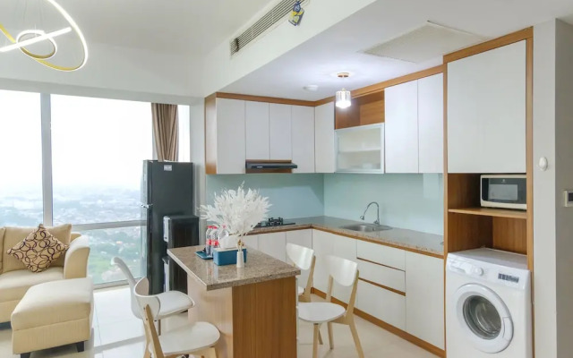 TwoSpaces Living at UResidence Apartment
