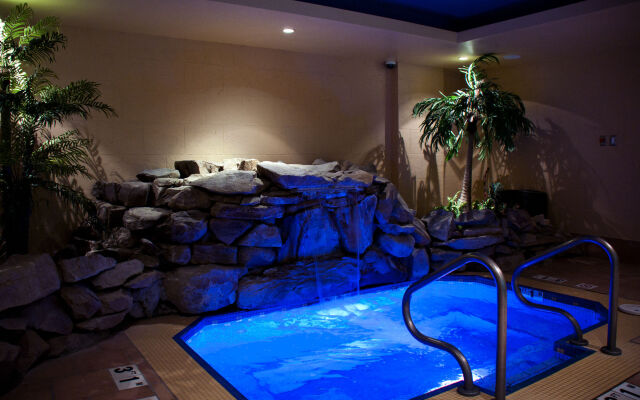 iHOTEL & Conference Center Red Deer