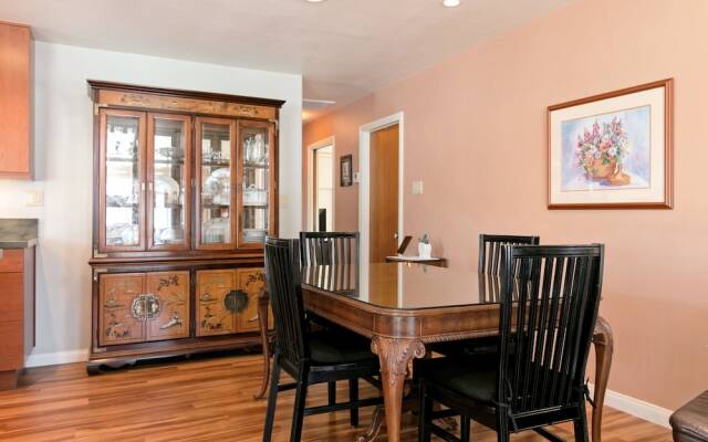 3772 Ventura - 1 Bedroom Duplex