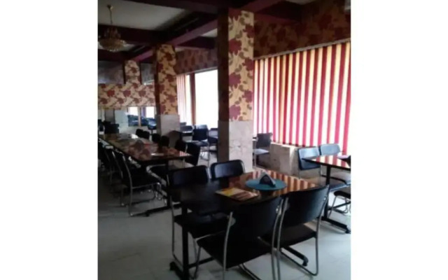 Hotel Pratiksha
