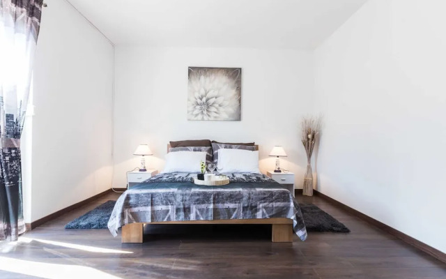 Spacious Zadar Apartments Near Beach
