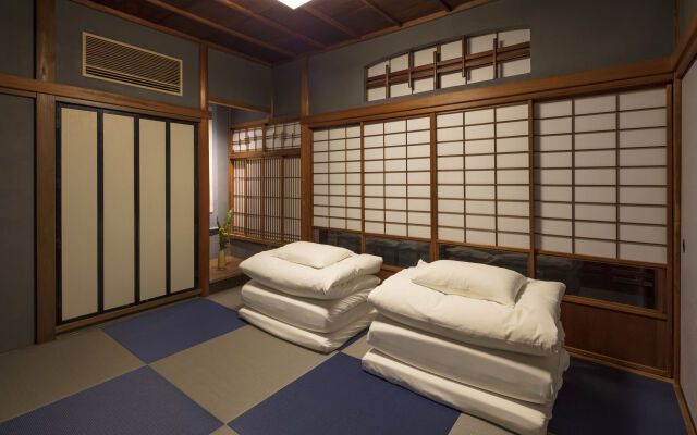 Hikoso-machi Gin no Ma