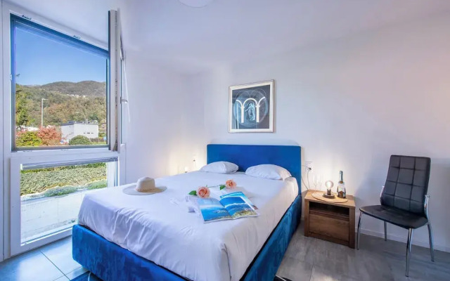 Melano Lab Park Luxury