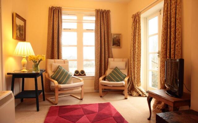 Inverawe Cottages