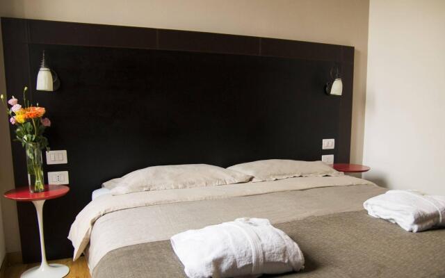 Sotto Il Sole Di Roma