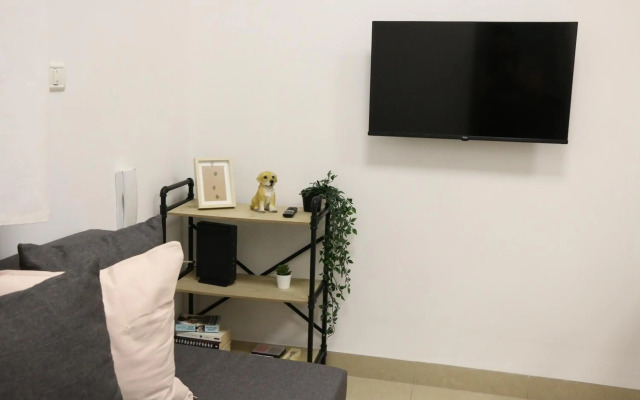 Paris Square Apartments Downtown