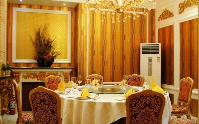 Huanghe Hotel
