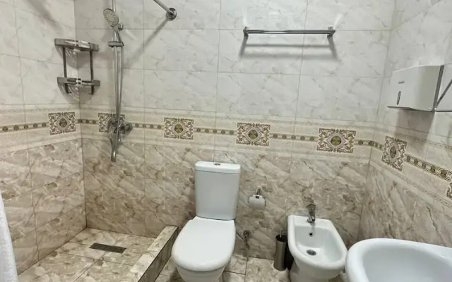 Almir Hotel