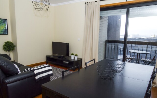 Liiiving in Matosinhos - City Beach Apartment