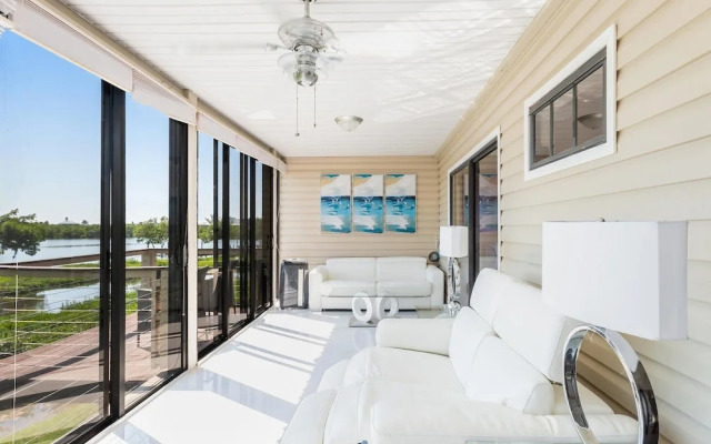 Blue Lagoon Estate