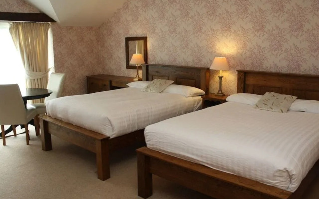 Woodhill House