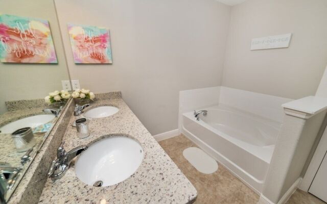 5267 Wildwood Way 5 Bedroom Home