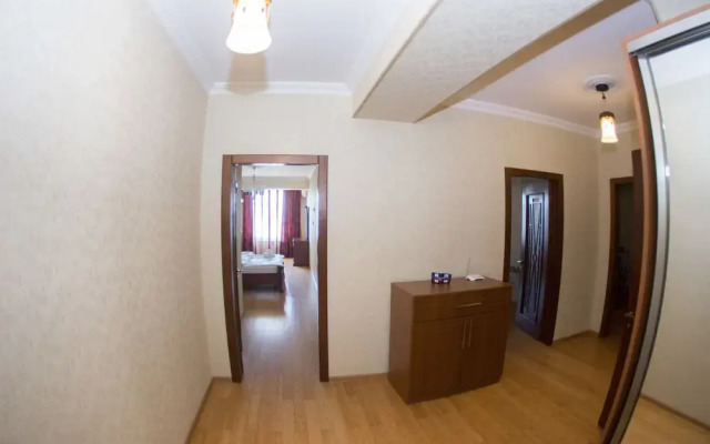 Bakuvi Tourist Apartment B092