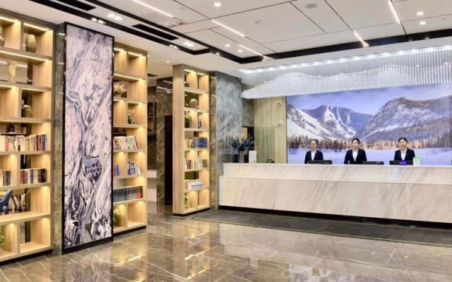 Comfort  Hotel (Urumqi Xiaoxigou Metro Station )