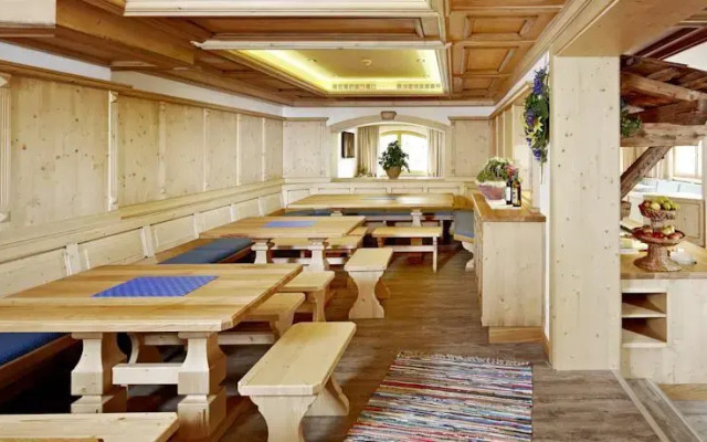 Jugendhotel Christian Noichl