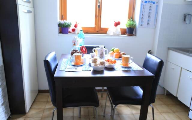 Candy Guest House