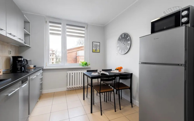 Friends - by Kairos Apartments