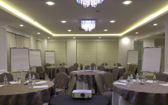 D'Anggerek Serviced Apartment