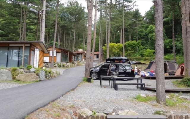 Yumyeongsan Healing Camp - Campsite