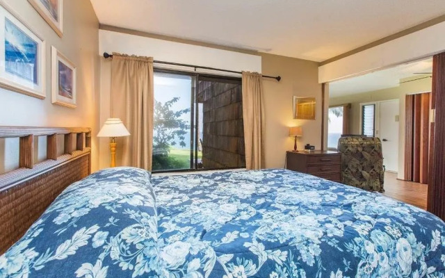 Sealodge E4 by RedAwning