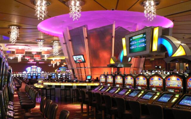 Mount Airy Casino Resort - Adults Only 21+