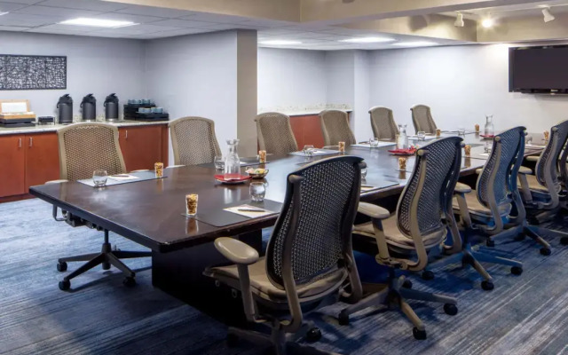 Sonesta Hotel Houston IAH Airport