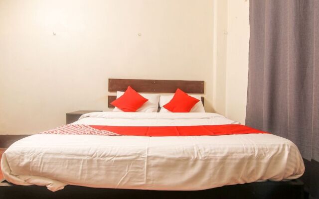 Hotel Indiraj