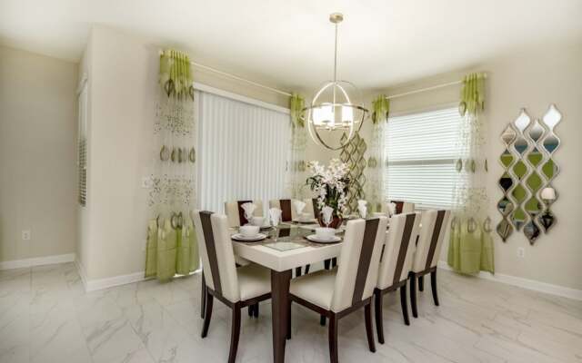 Champions Gate 1564 TL