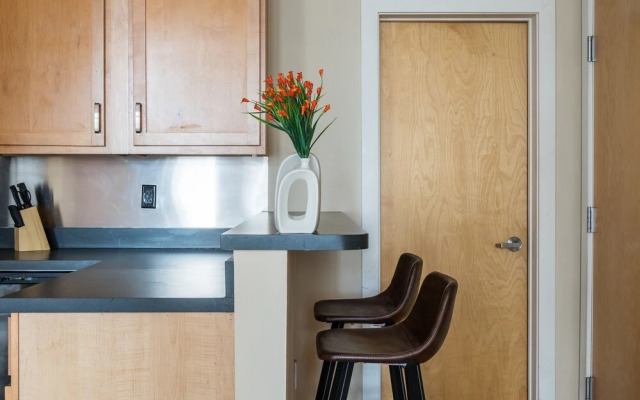 Large Open Apartments Near Ballpark Village